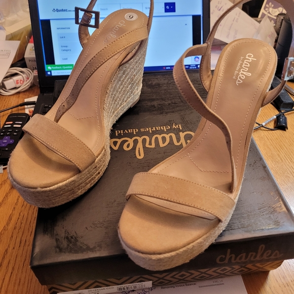 Ladies wedge Sandals - Picture 7 of 10